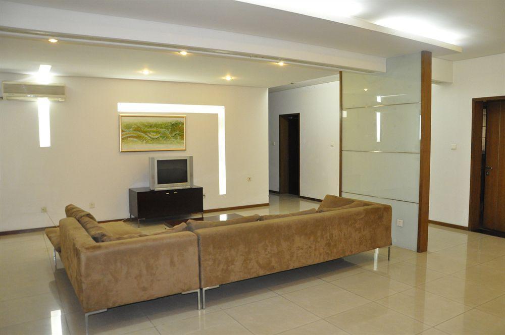 World Trade Hotel Taiyuan Exterior photo